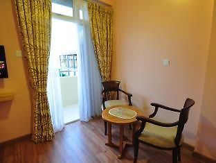 Koamas Lodge Мале Экстерьер фото